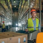Lucrator depozit centru logistic
